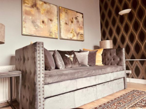 City Centre 1 Bed Apartment in Edinburgh